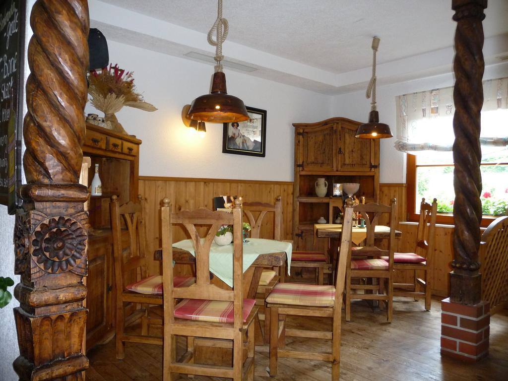 Steakhouse & Pension Crazy Horse Suhl Eksteriør bilde